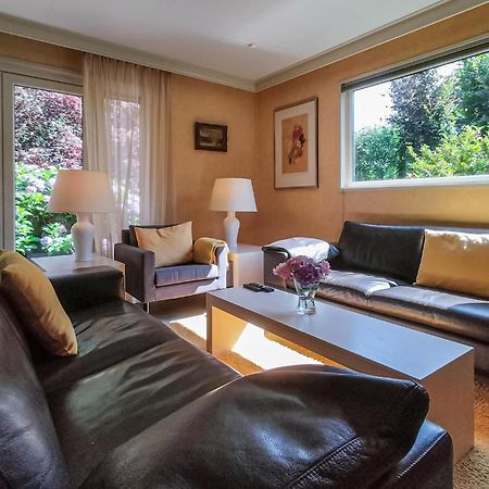 Cozy Home In Vorden With Kitchen Екстер'єр фото
